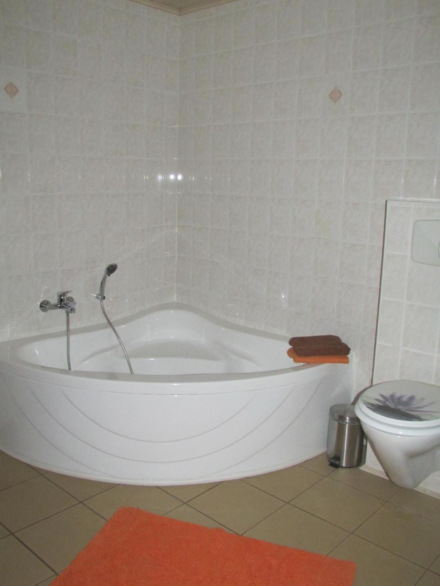 Ferienwohnung Kohler Konigsfeld  ภายนอก รูปภาพ